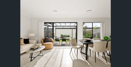 Near new home with high quality finishes throughout - Photo 2