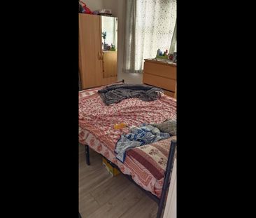 Room in a Shared House, Lawrence Road, E6 - Photo 2