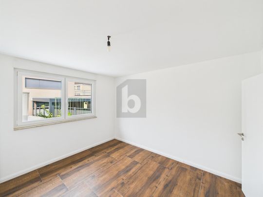 ERSTBEZUG - MODERN UND GEMÜTLICH MIT GARTEN - Photo 1