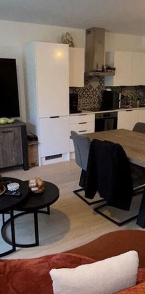 Appartement te huur in Pommeroeul voor € 785 met 2 slaapkamers - Photo 1