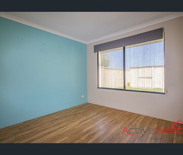 Spacious Family Home With All The Extras! - Photo 5