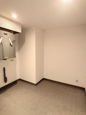 Appartement - à louer - 5300 Andenne Sclayn - 1 050 € - Photo 3