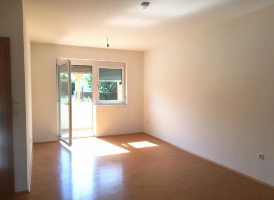 Sonnige Maisonette, barrierefrei 3ZI+Terrasse, Carport - Photo 1