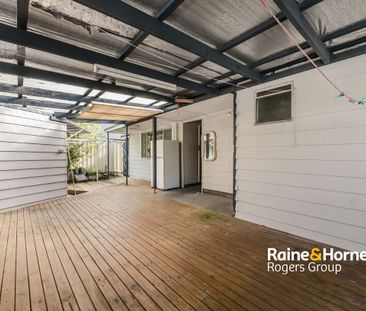 Practical Living in a Convenient Gorokan Location - Photo 3