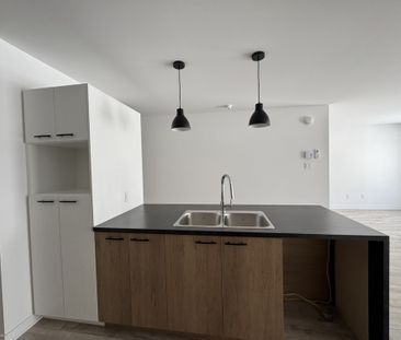 5 1/2 à Louer - 1er Juillet 2026 - Photo 1