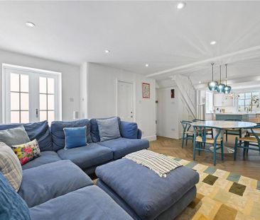 4 bedroom end of terrace house to rent - Photo 2