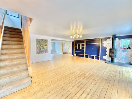 4 bedroom detached house to rent - Photo 4