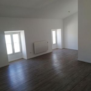 Location Appartement 2 pièces 48m² ST AMBROIX 30500 - Photo 3