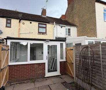 2 bedroom terraced house to rent - Photo 3