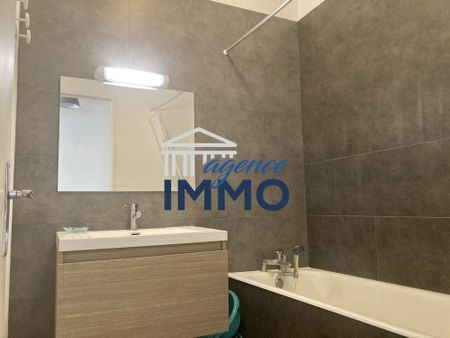 TYPE III Bis MEUBLE CENTRE VILLE - Photo 5