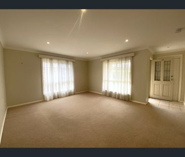 69 Lyndhurst Drive, Bomaderry, NSW 2541 - Photo 5