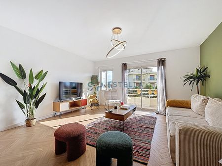 Location Appartement 3 pièces 76m² AJACCIO 20000 - Photo 3