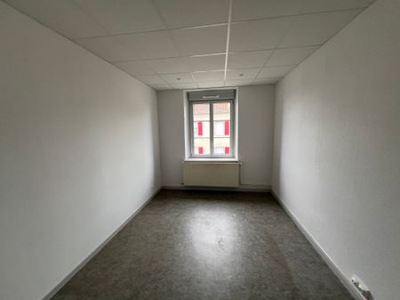 Location - Appartement T2 - 44 m² - Montbéliard - Photo 4