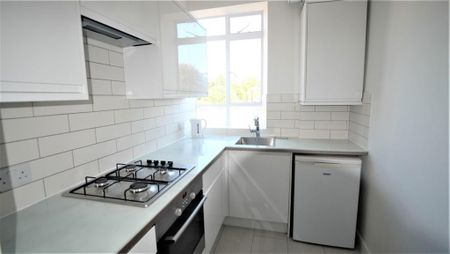 Studio to rent - Photo 4