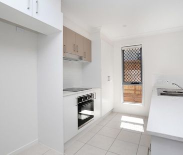 MODERN FAMILY HOME NOW AVAILABLE WITH 2 LIVING AREAS AND AC IN MAIN... - Photo 4