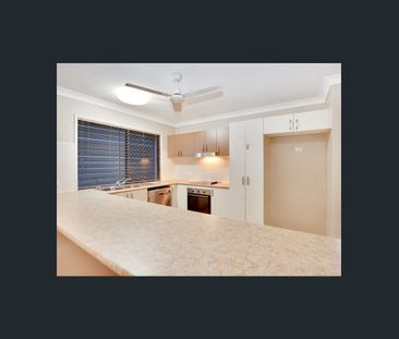 Comfortable Family Home in a Convenient Location! - Photo 4