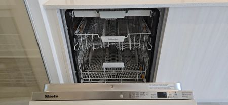 For Lease - 1 Quarrington Lane Unit# 1215, Toronto, Ontario - Photo 3