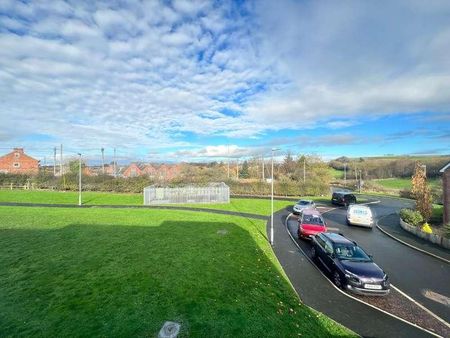 Hill Top View, Bowburn, Durham, DH6 - Photo 2