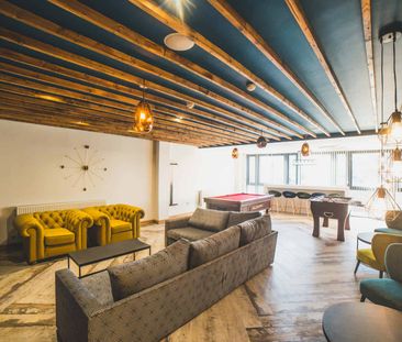 Bronze Studio - Photo 3