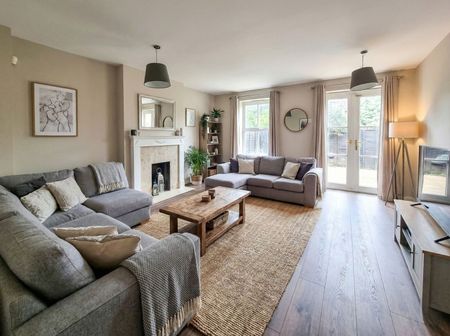 Doulton Close, CM17, Harlow - Photo 3