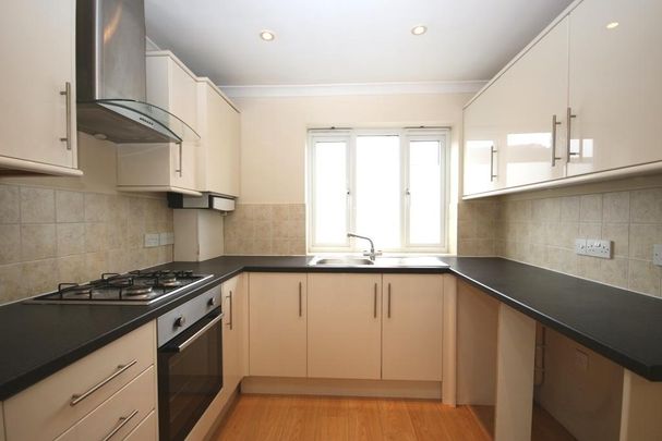 3 bedroom detached house to rent - Photo 1