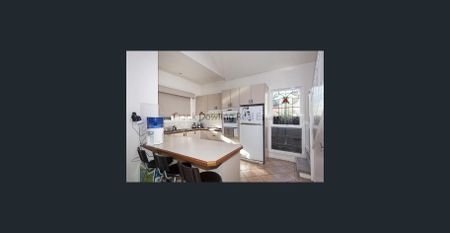 26 QUEEN STREET COBURG - Photo 2