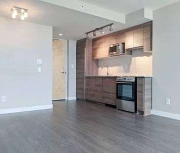 Upper One Bedroom Apartment w/ Parking at Marine Gateway Vancouver - Photo 4