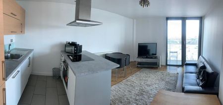 1 Bed Flat, George Hudson Tower, E15 - Photo 2