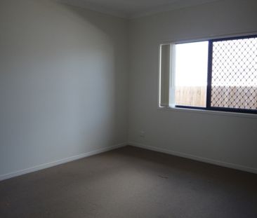 Fantastic Family Home in Upper Coomera - Photo 1