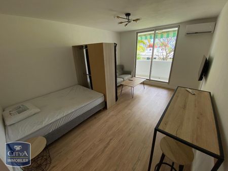 Location Appartement 1 pièce 25m² ST GILLES LES BAINS 97434 - Photo 3