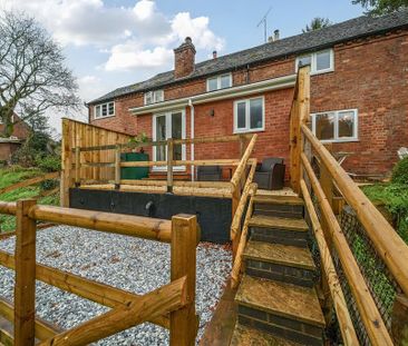 2 bedroom terraced house to rent - Photo 3