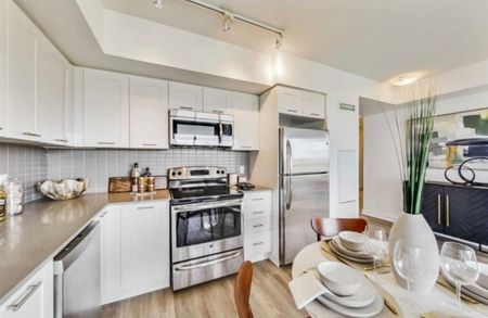 For Lease - 2220 Lake Shore Boulevard Unit# 907, Toronto, Ontario - Photo 5