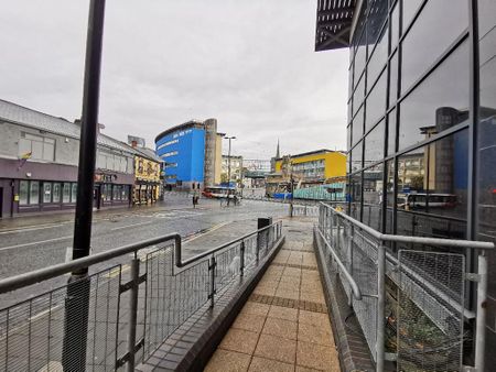 2 bedroom apartment to rent - Photo 4