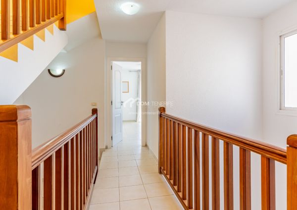 Chalet adosado · Alquiler a largo plazo ·