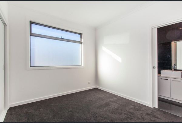 2B Elaroo Street, Chadstone - Photo 1