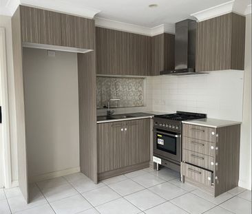 Granny Flat 2 Bedroom for Rent - Photo 3