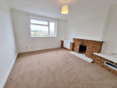 2 bed flat to rent in Whitemoor Road, Kenilworth, CV8 - Photo 2