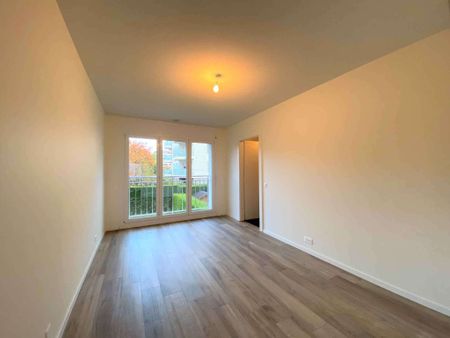 Appartement de 5,5 pièces avec deux balcons à Thônex - Photo 4