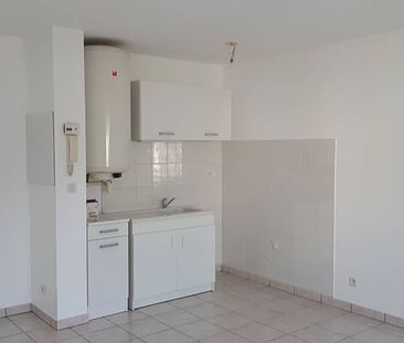 Location appartement 2 pièces 38.31 m² à Villieu-Loyes-Mollon (01800) - Photo 4