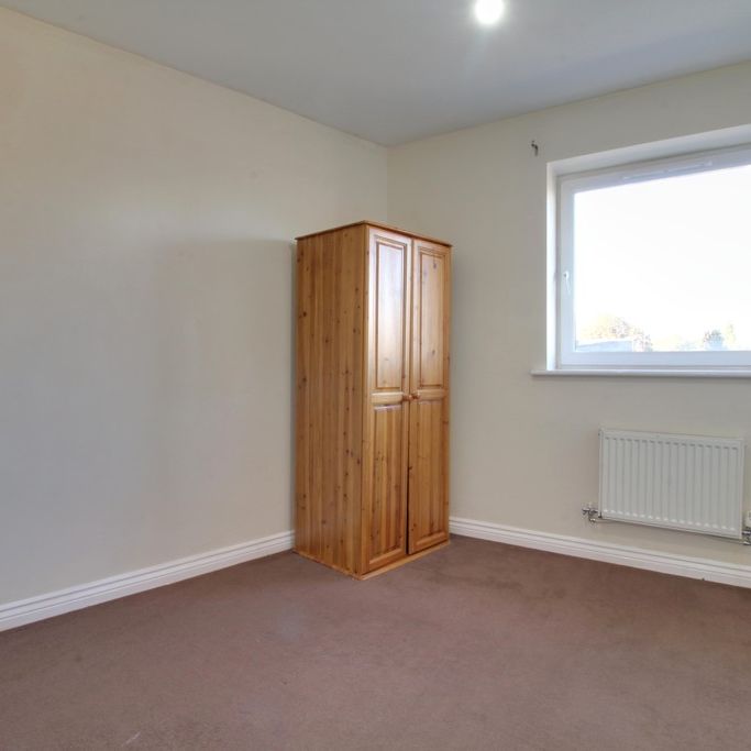 Cape Hill, Birmingham, B66 - Photo 1
