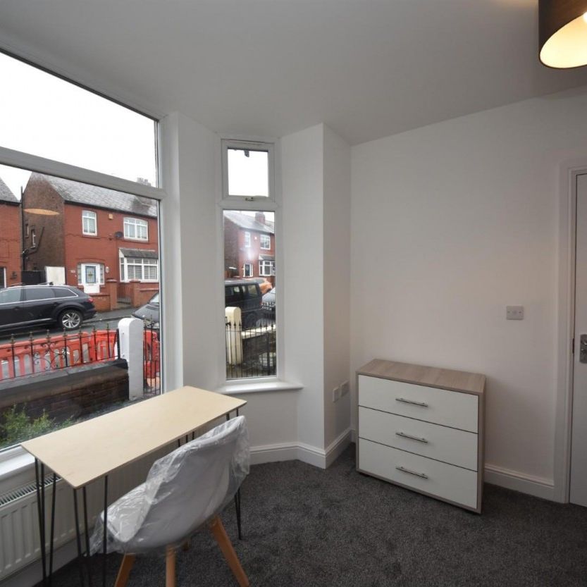 1 bed Room for Rent - Photo 1