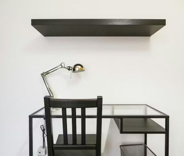 Largo Giovanni Battista Scalabrini, Milan, Lombardy 20146 - Foto 1