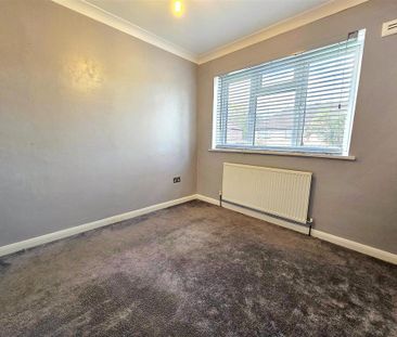 2 bedroom maisonette to rent - Photo 4