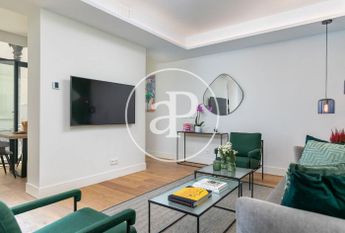 Flat with terrace for rent in Goya (Madrid)