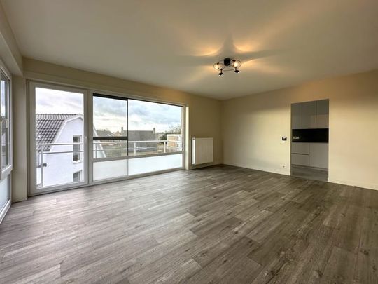 Appartement te huur - Photo 1