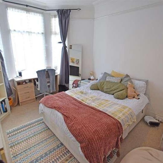 Canada Road, Heath/gabalfa, Cardiff, CF14 - Photo 1