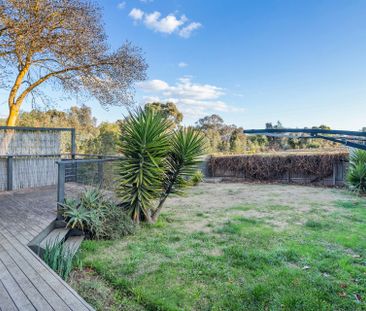 HIDDEN GEM IN BALLARAT EAST - Photo 5