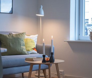 Møbleret 2-værelses lejlighed med parkering - Photo 4