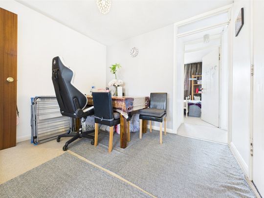 Harvesters Close, Isleworth, Middlesex, TW7 - Photo 1