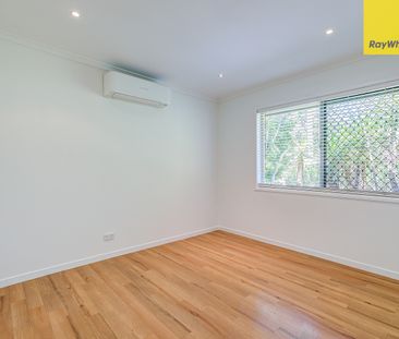 30 Greenview Avenue, Rochedale South QLD 4123 - House For Rent | Do... - Photo 3